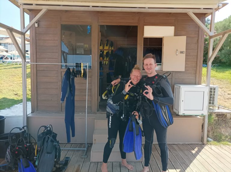 Mikri Poli Base 1 768x574