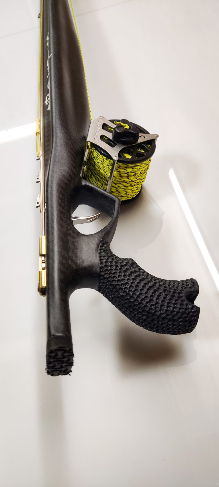 1671904603144 768x1707